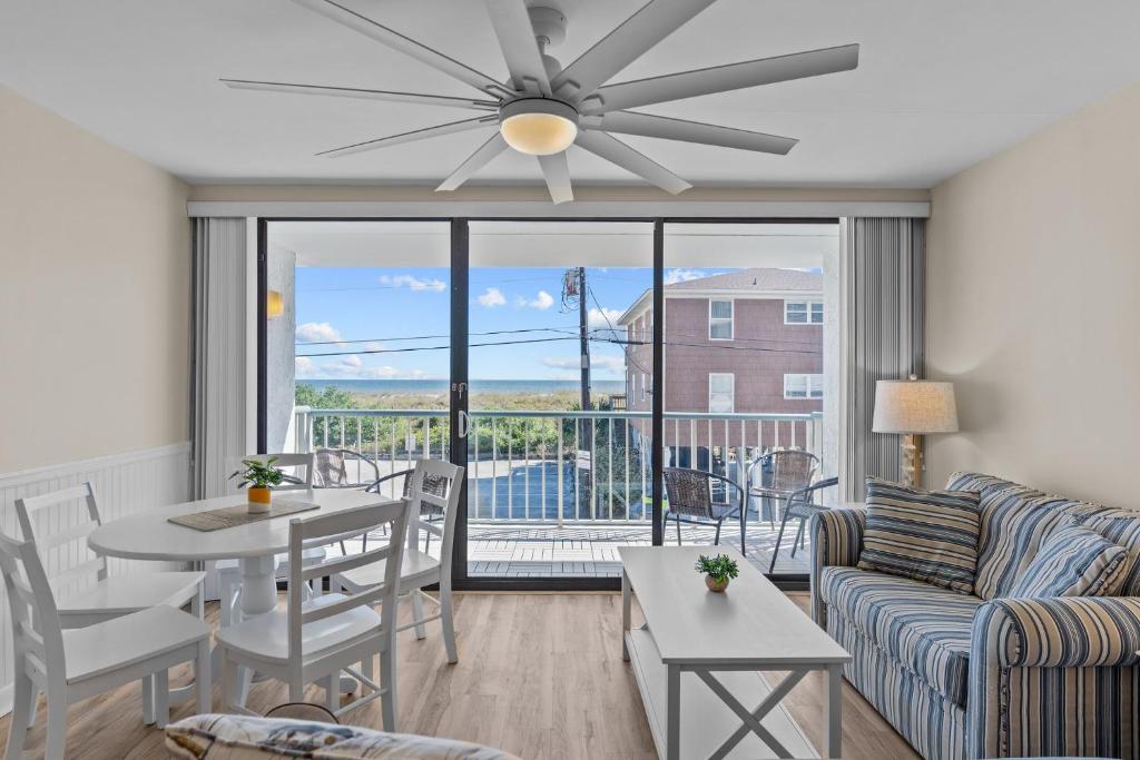 Paradise Towers #104, Carolina Beach