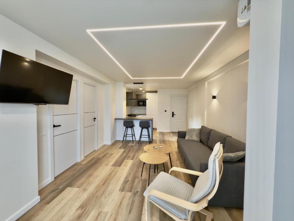 COR - Precioso apartamento totalmente reformado, Benalmádena