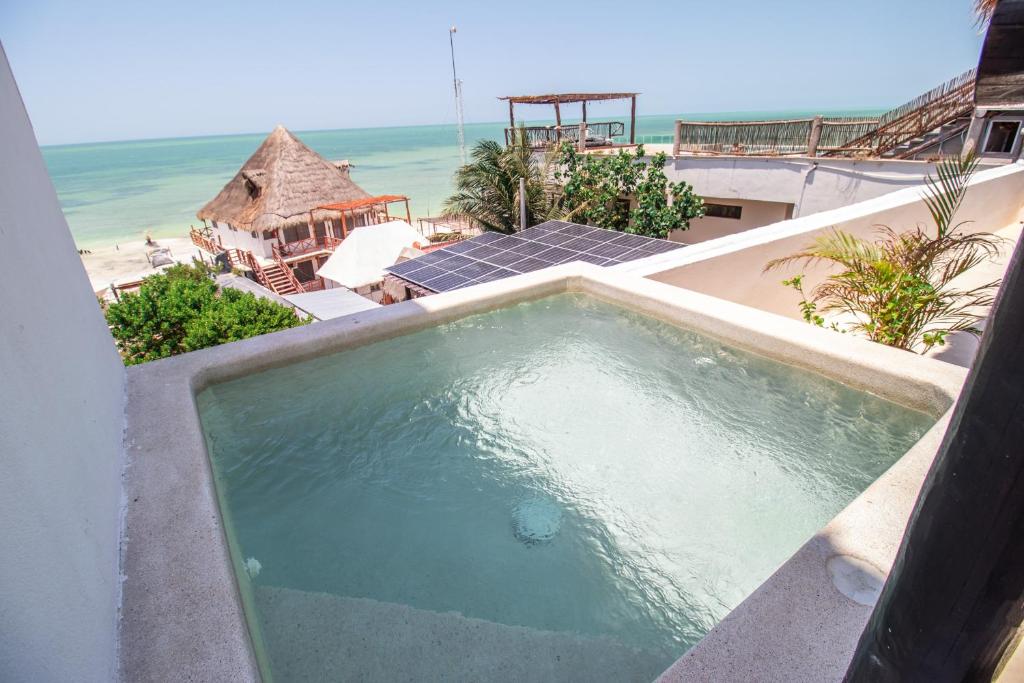HAU Holbox, Oceanfront Boutique Hotel - 2
