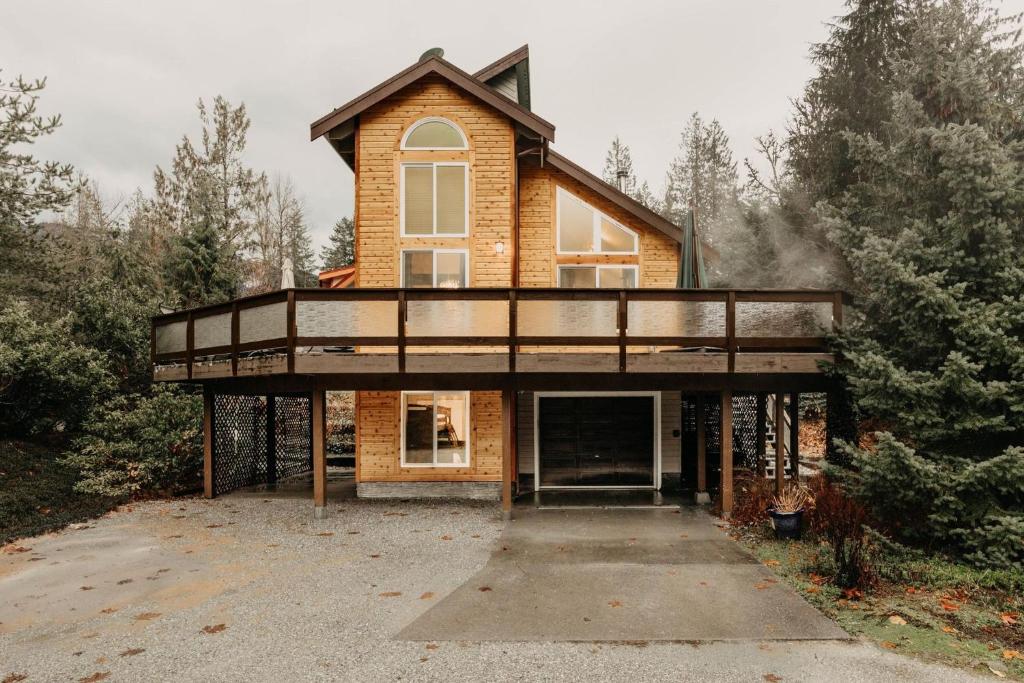 80MBR - Hot Tub - WIFI - BBQ - Wood Stove - Sleeps 7, Deming