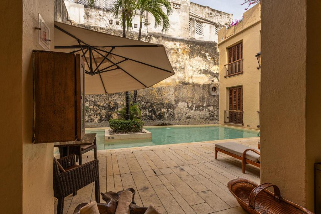Ananda Hotel Boutique - 2