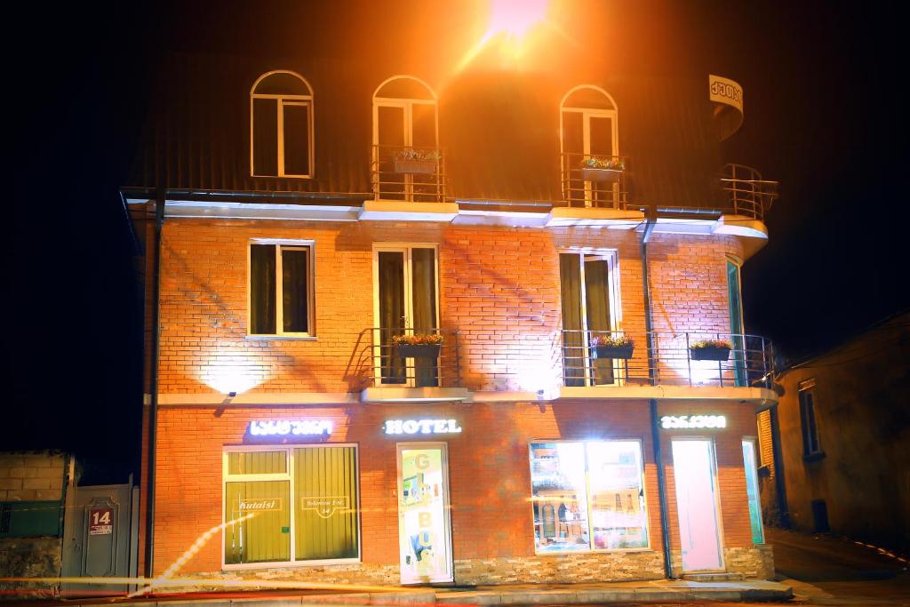 Hotel Kutaisi Globus photo