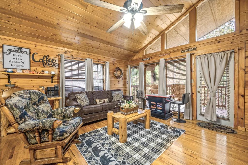 Sevier-ly Relaxing, Sevierville