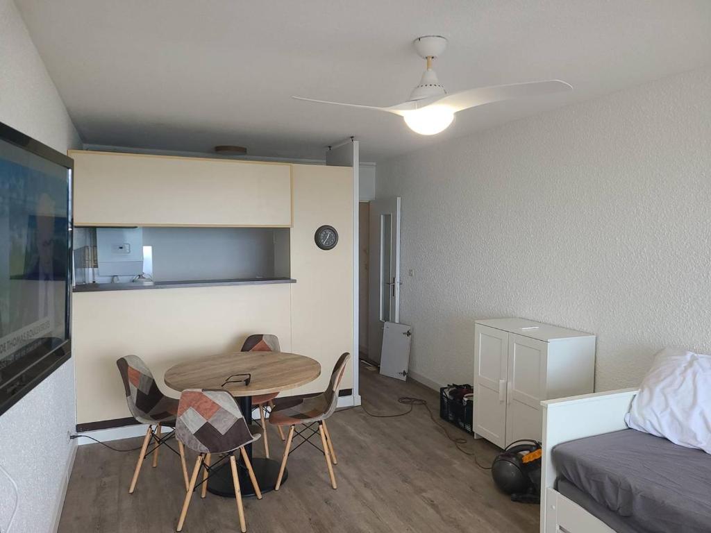 Studio cabine avec terrasse et parking à Palavas - 3