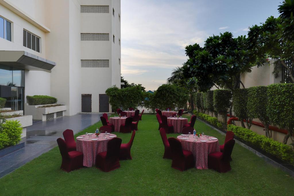 サウラ ホテル アグラ クラブマヒンドラ アソシエイト (Saura Hotel, Agra- A Club Mahindra Associate)
