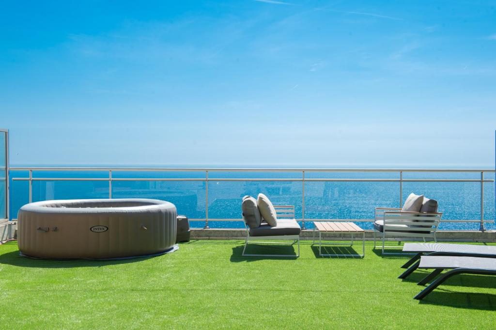 JARDINS DE MONACO - Vue Mer - Jacuzzi - Parking - 1