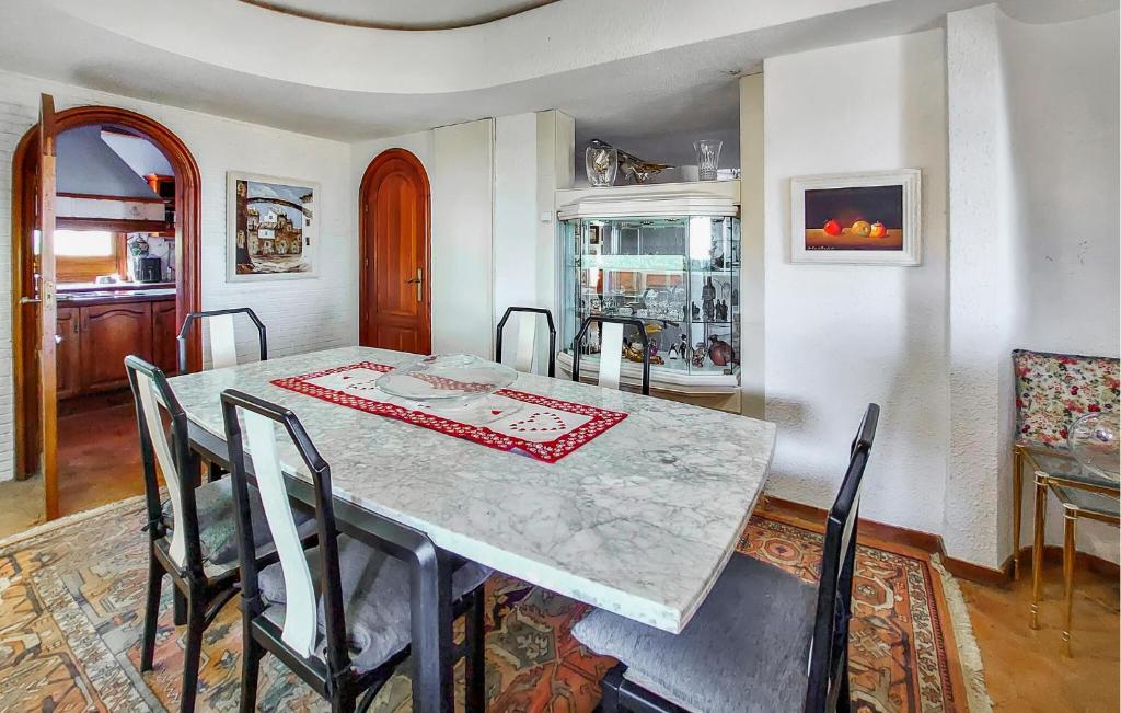 Beautiful Home In Vinaroz - 4