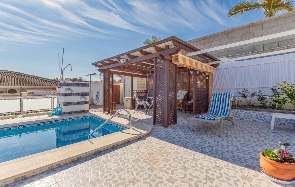 2 Bedroom Stunning Home In Torrevieja - 2