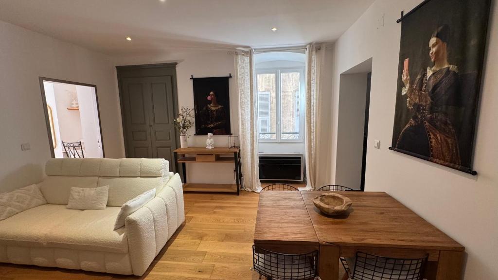 ALG appartement, Corte