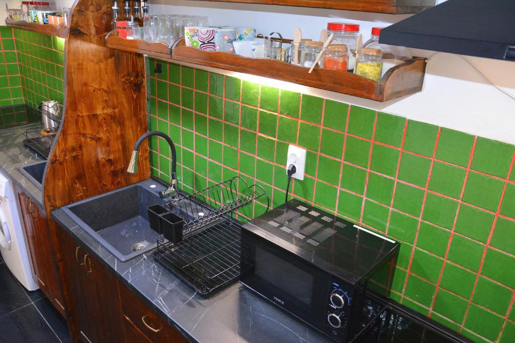 Kitchen, Montenegro Backpackers Home Kotor in Kotor