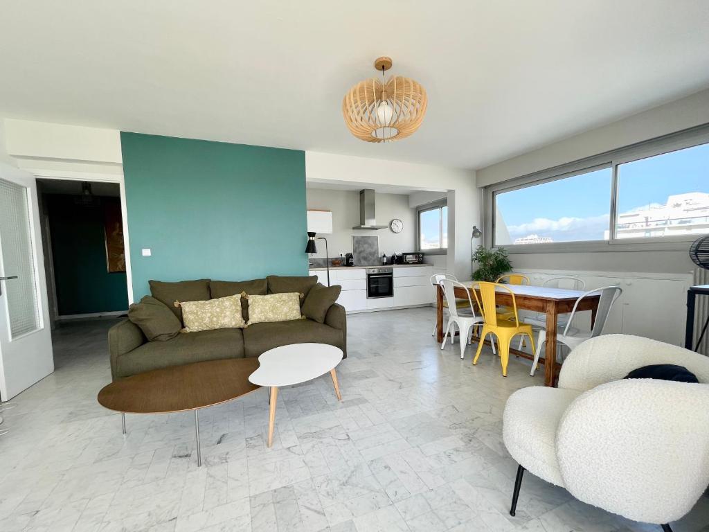 PGH N31- Plage à 50m, Centre-Ville, Parking Privé - 2