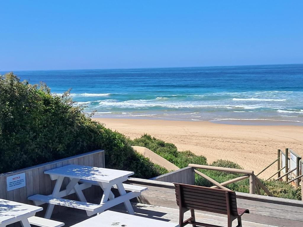 Seaside Escape at The Dunes: Walk to Beach Braai, Plettenberg Bay