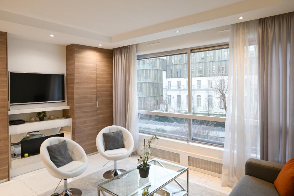 Modern & peaceful 1BD APT by Champs-Elysees with AC - 4