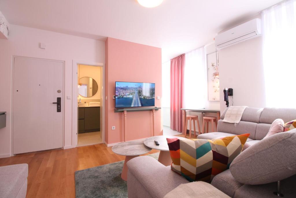 Sarajevo Blossom Apartment - 2