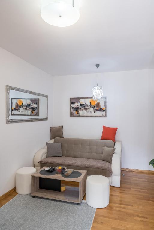 MakiLen, Vrnjačka Banja