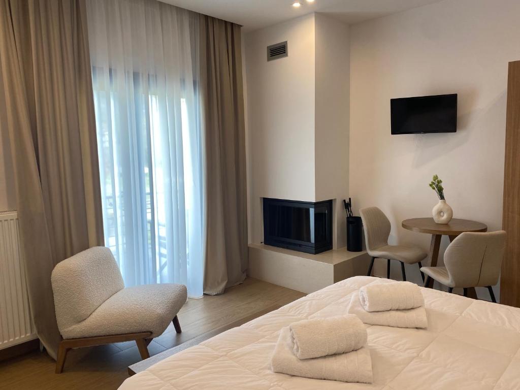 Lithos, Kato Loutraki