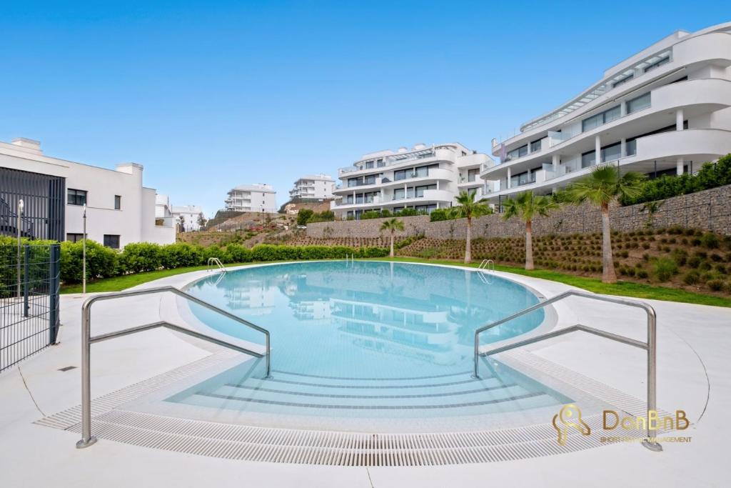 Apartment in Higuerón west with nice garden - 3