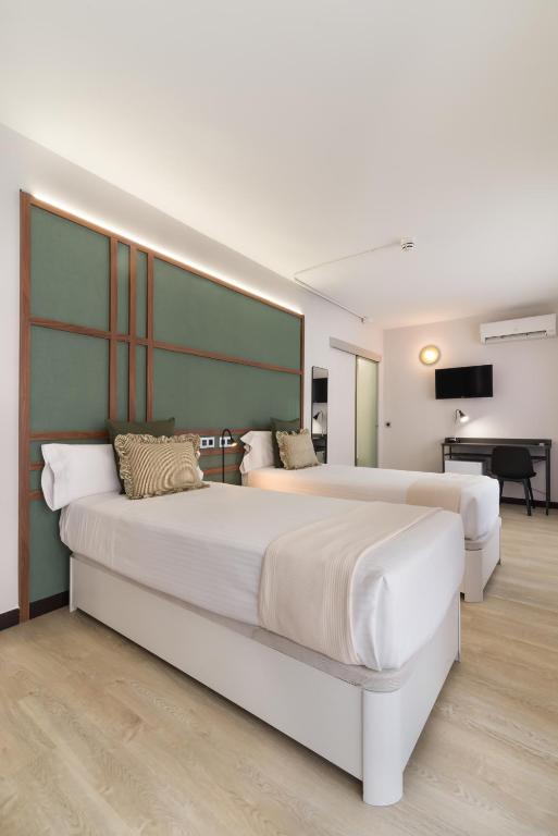 Roisa Hostal Boutique - 2