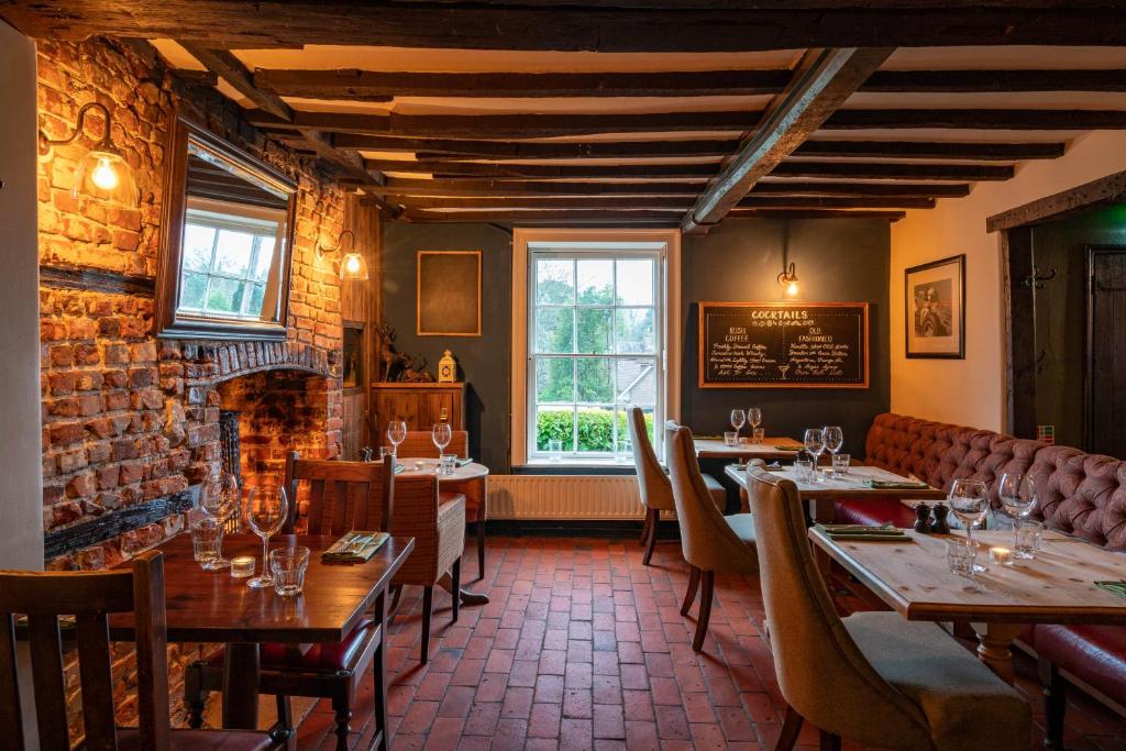 The Royal Oak Inn photo 3