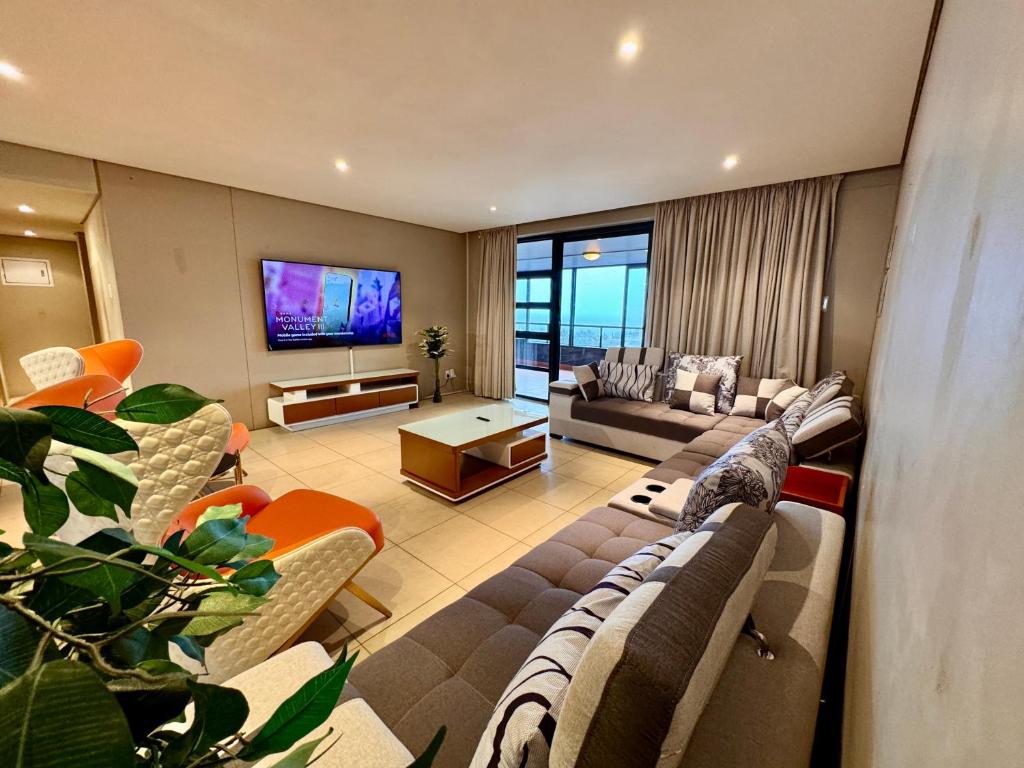 Accommodation Front - Marvellous 4 Sleeper with Ocean Views, Durban