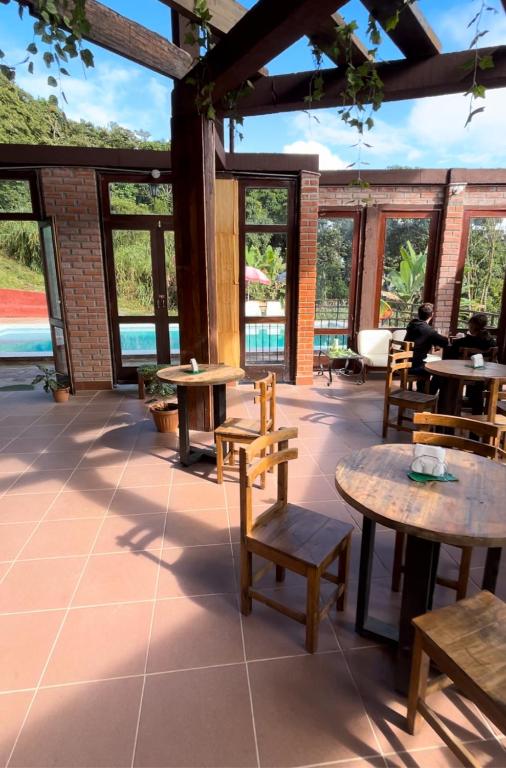 Villa Camila Hostel - 5