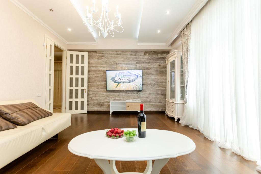 The Perfect Duo, Tbilisi