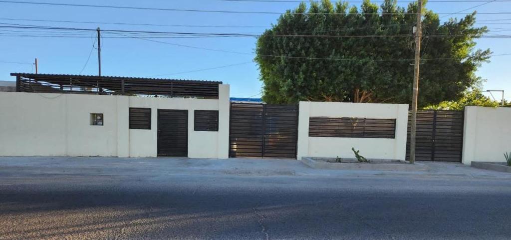 Casa y alberca privada especial para grupos numerosos - 2