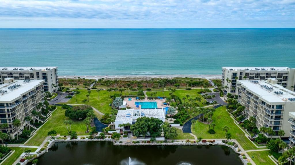 Charming 2 BR Longboat Key condo with ocean view, Longboat Key