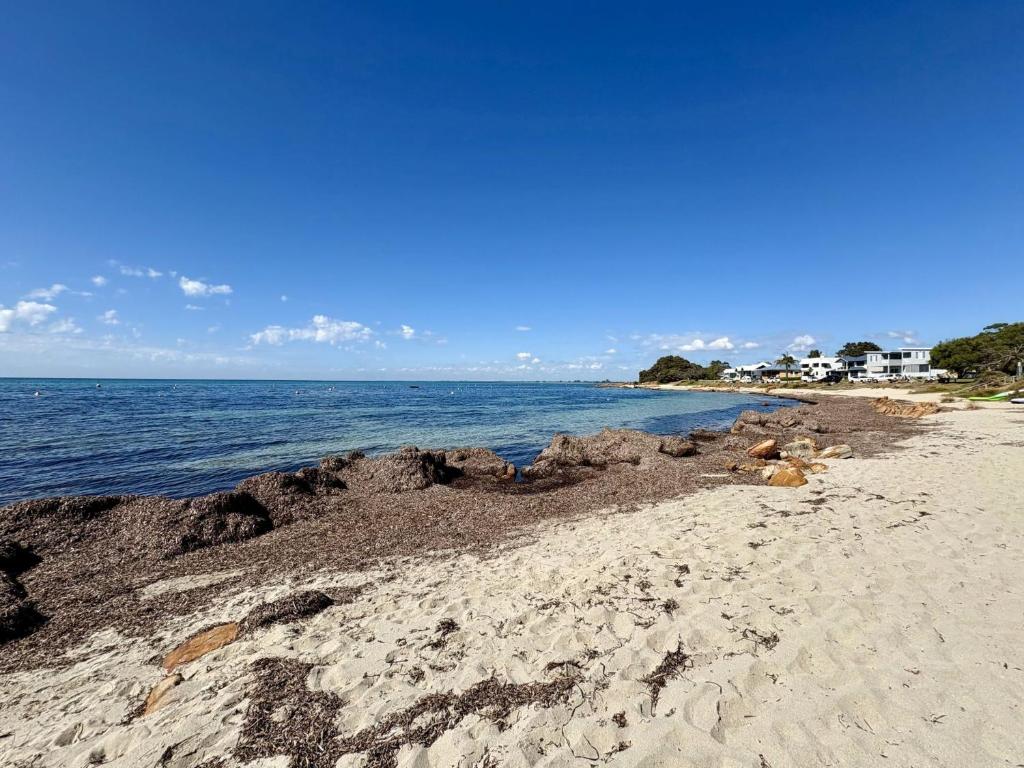 Dunsborough Delight, Dunsborough