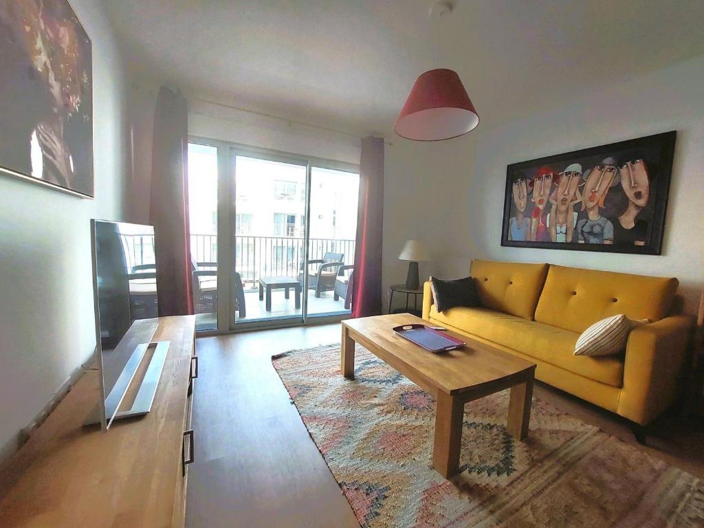 Appartement à 2 pas de la plage avec parking à Royan - FR-1-550-90 - 2