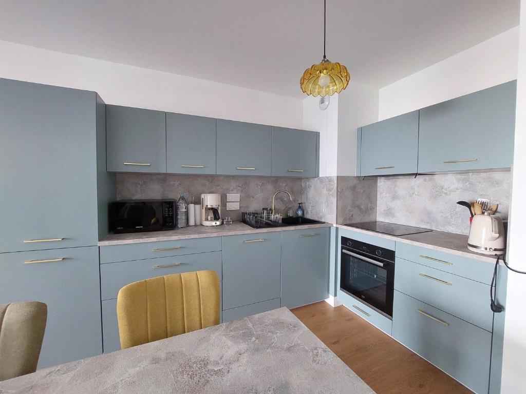 Appartement à 2 pas de la plage avec parking à Royan - FR-1-550-90 - 5