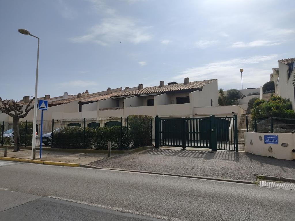 Villa Climatisée 6 Pers - Proche Port & Village - Parking Privé - FR-1-796-88 - 2