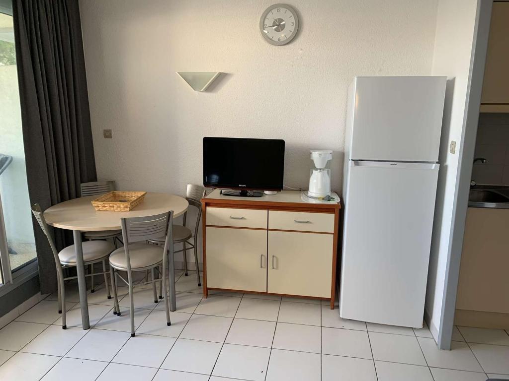Appartement 2 Pièces avec Terrasse et Parking à 50m Plage - Port Camargue - FR-1-731-136 - 5
