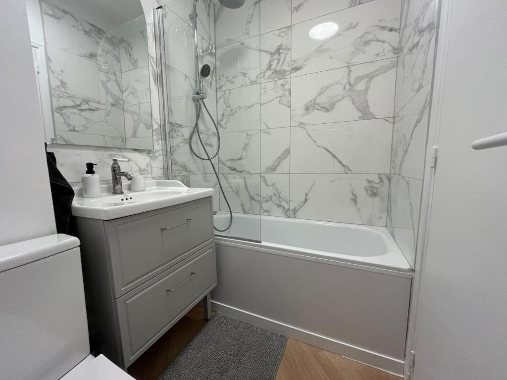Premium Studio 300 m Grand-Place - hyper center Lille - 5