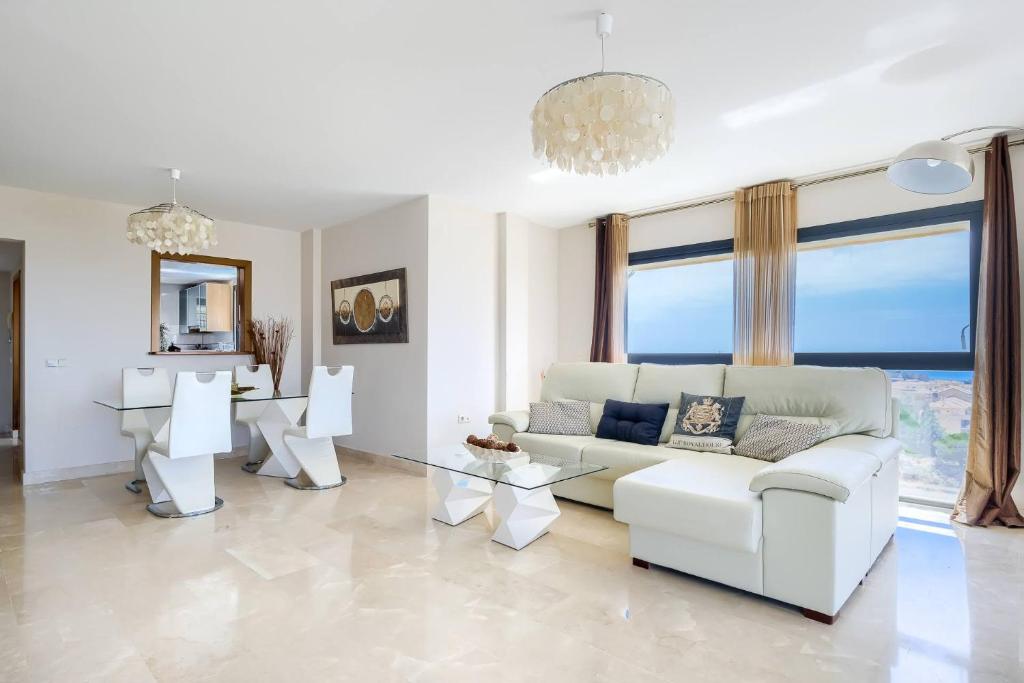 Hollywood Hills - Seaview Apartment - 4