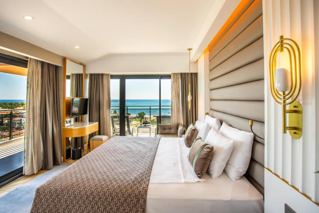 Alexia Resort & Spa - Ultra All Inclusive Adult Only — Hotel rooms in Side