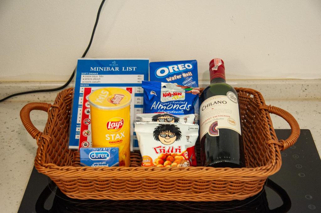 อาหารและเครื่องดื่ม