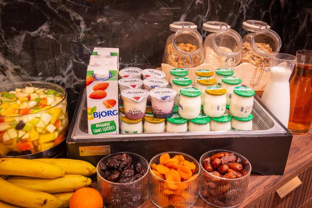 อาหารและเครื่องดื่ม