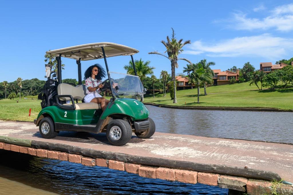 Golf course [on-site]