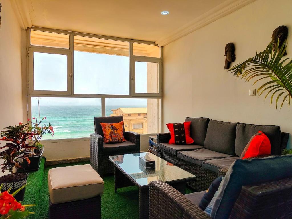 Vue ocean Almadies 300m2 3CH avec SDB Clim WiFi, Dakar