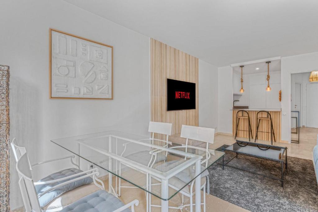1 Chambre - Ascenseur - Spacieux - Proche palais - 4