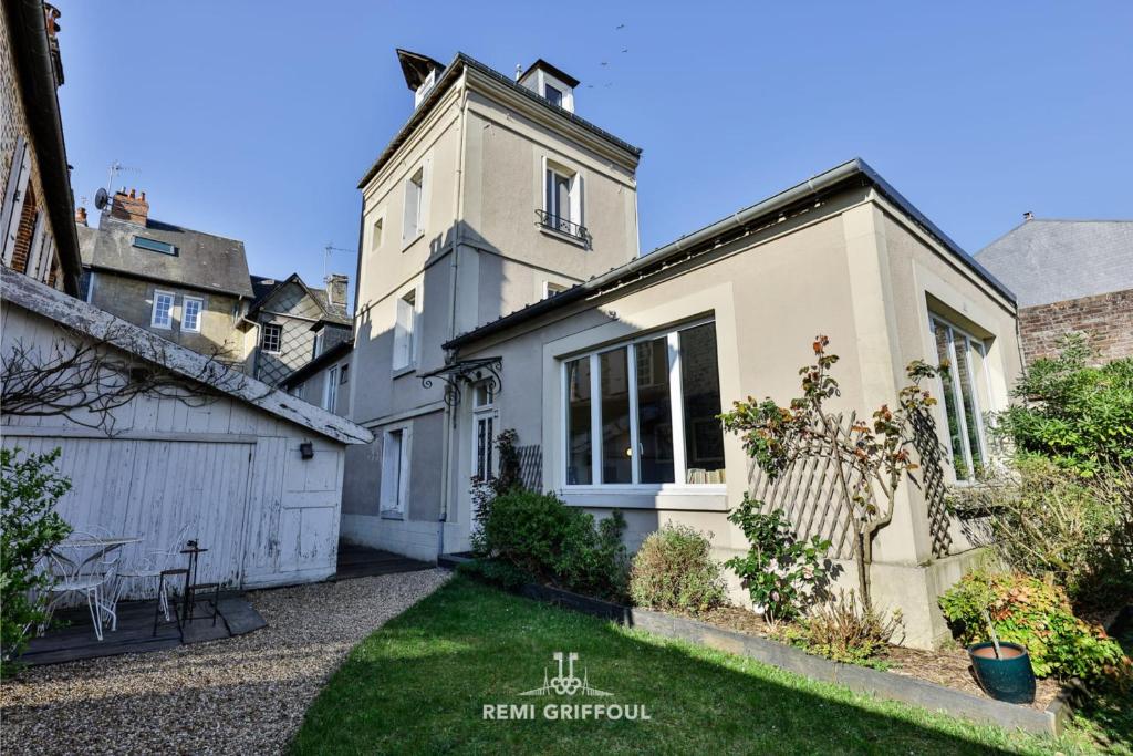 Family Stay - In the Heart of Honfleur 8 guests Private Garden - 4