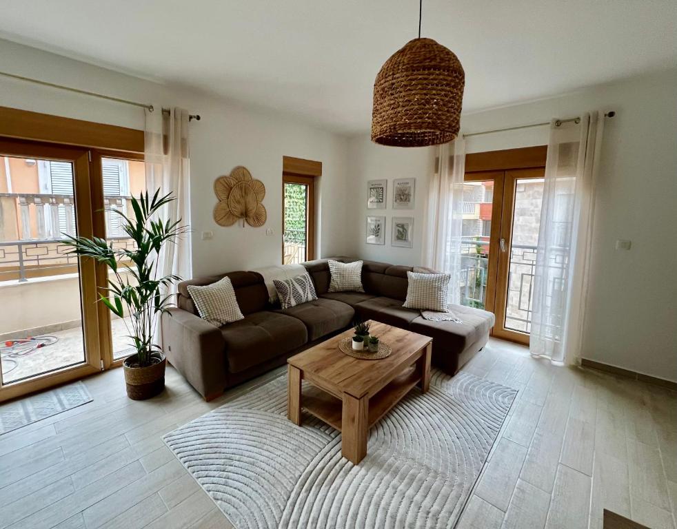 Salt & Stone Apartment, Sveti Stefan