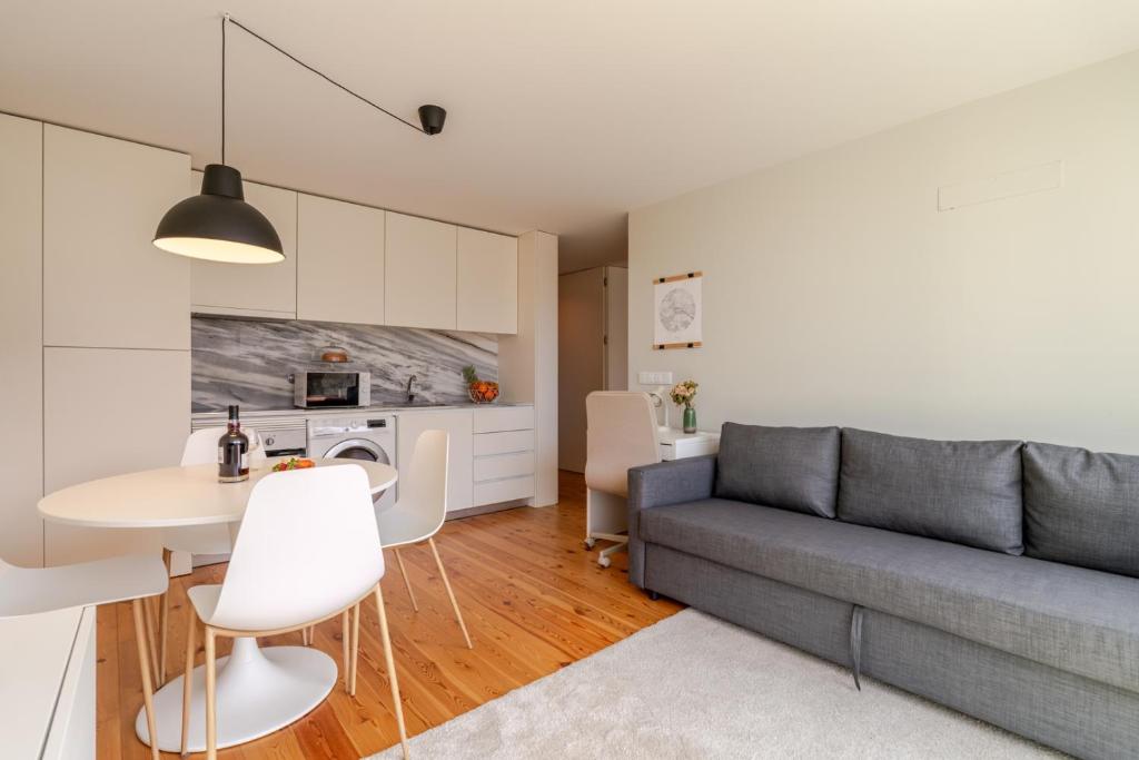 HostWise – Modern & Cozy Flat | Near the Beach, Matosinhos