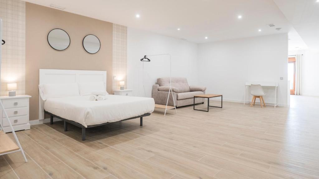 GM Toledo Apartamentos by Toledo AP - 2