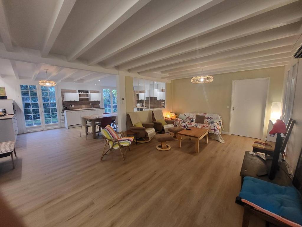 CAPBRETON. Villa ALAMEAT avec 3 chambres .Climatisation. Wifi gratuit. - 5