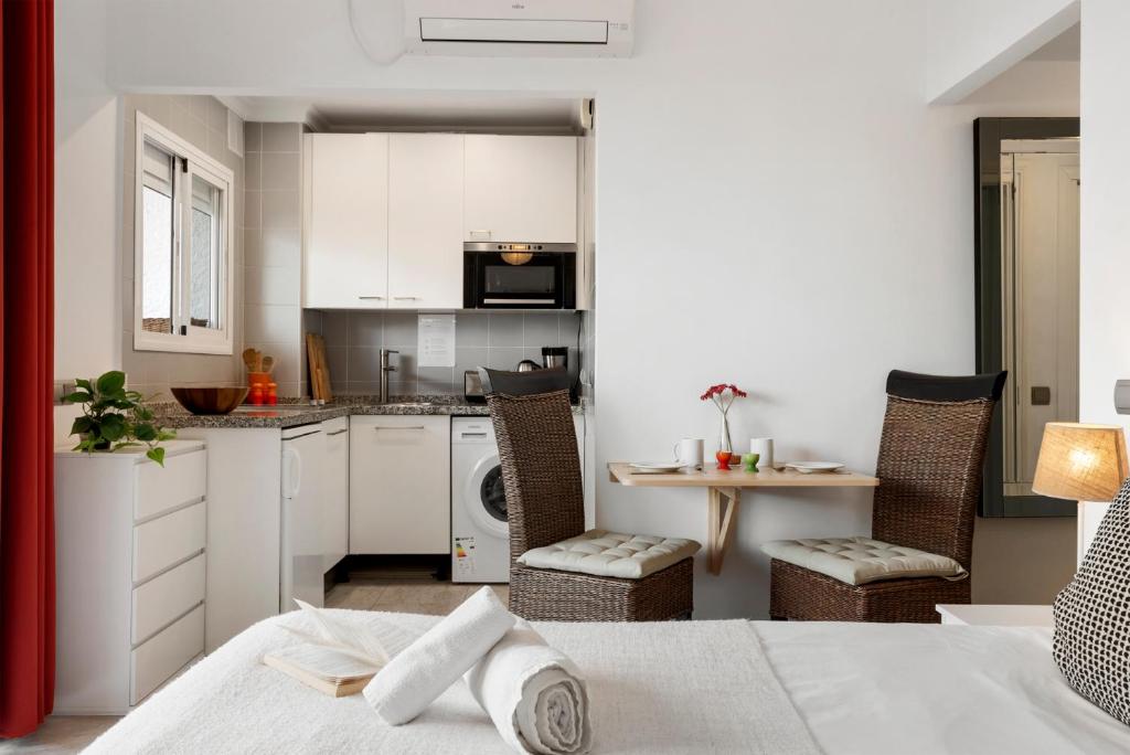 SKOL apartment in Marbella by Costarentals - M27 - 4