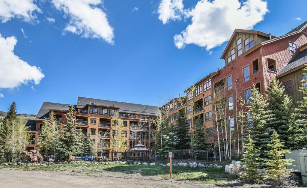 Springs 8829 by SummitCove Lodging, Keystone