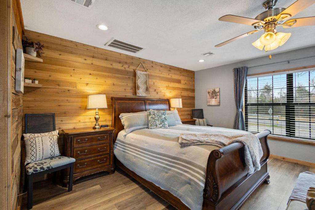 Cozy Hideaway in Denison Tx, Denison