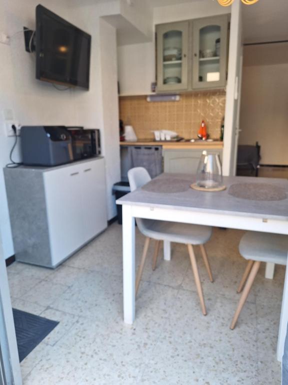Appartement proche des thermes - 1